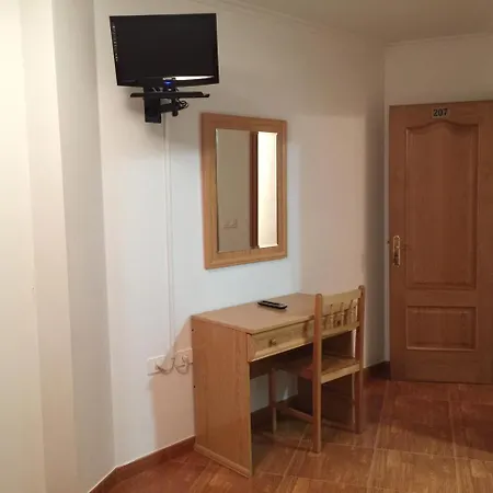 Gæstehus Hostal-restaurante Casa Giz Cuina