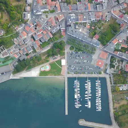 Hostal-restaurante Casa Giz Gæstehus Cuina